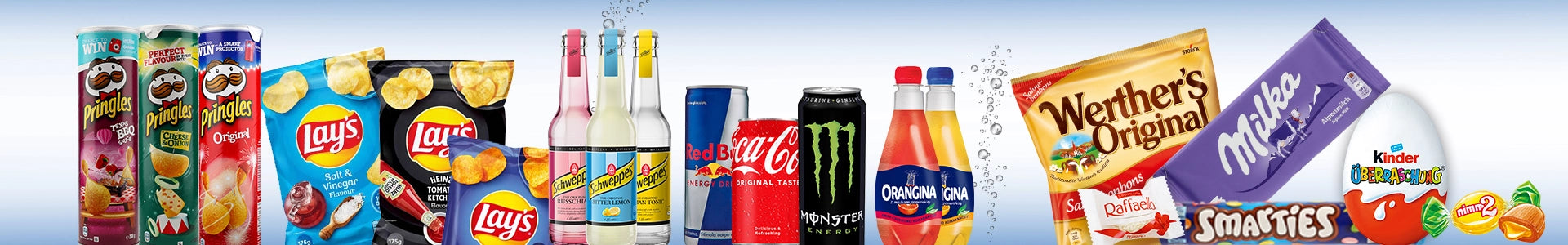 Auswahl beliebter Markenprodukte: Pringles, Lay’s Chips, Schweppes, Coca-Cola, Red Bull, Monster, Orangina, Werther’s Original, Milka, Raffaello, Smarties, Kinder Überraschungsei und nimm2.